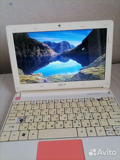 Нетбук acer aspire one