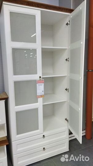 Шкаф бельевой