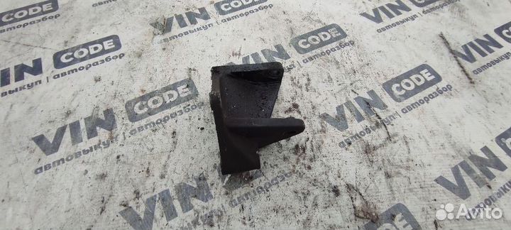 Кронштейн насоса гидроусилителя Nissan Almera N16