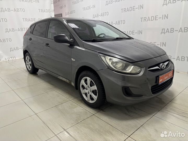 Hyundai Solaris 1.4 AT, 2013, 175 000 км