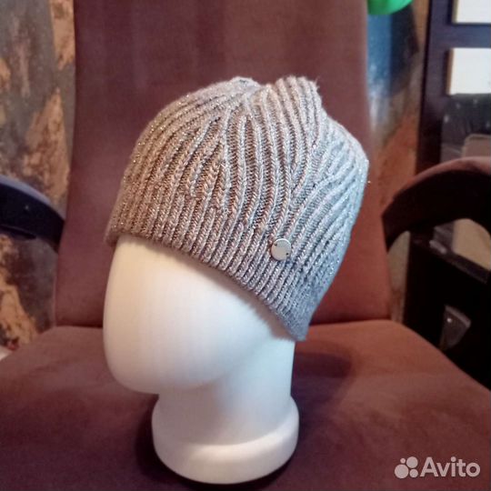 Шапка женская