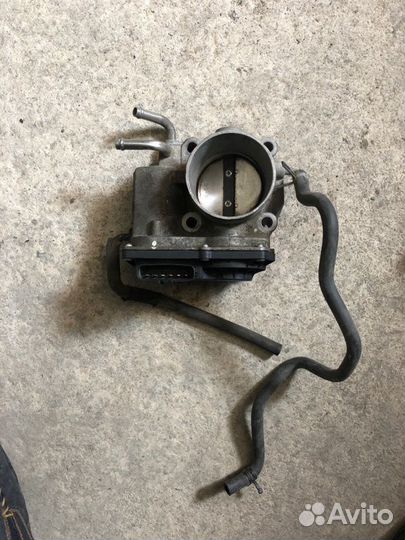 Дроссельная заслонка Toyota Camry XV40 2azfe