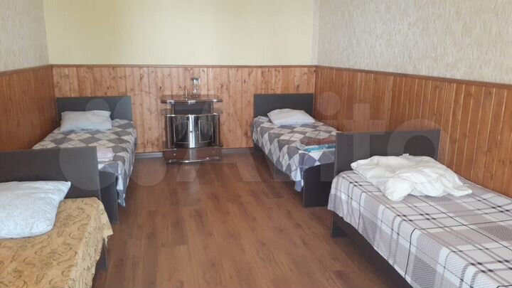 Комната 50 м², 1/2 эт.