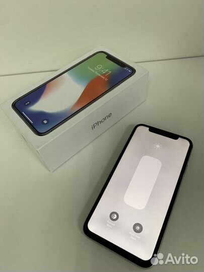 iPhone X, 256 ГБ