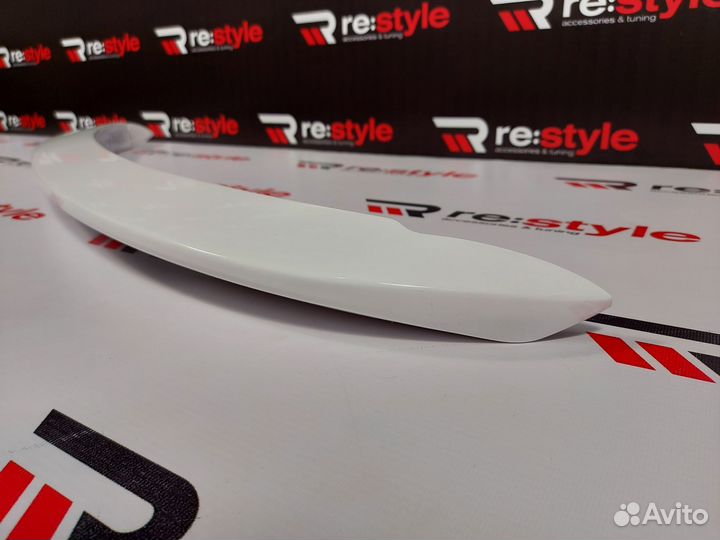 Спойлер Наверх Toyota Vitz 130 Белый 040