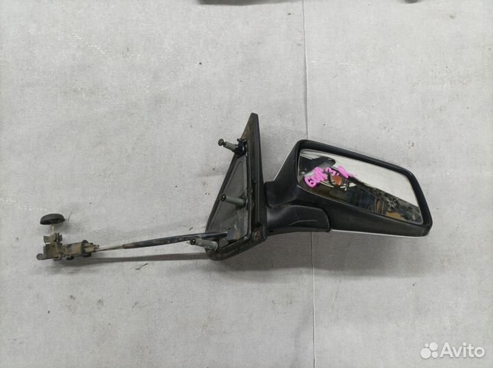 Зеркало правое механич. Volkswagen Golf 3 / Vento