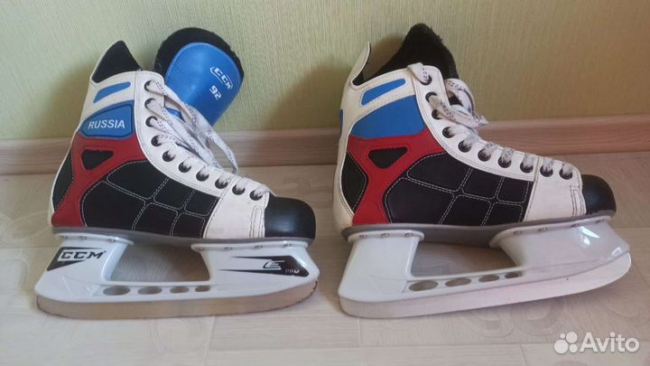 Коньки CCM хоккейные 41 размер
