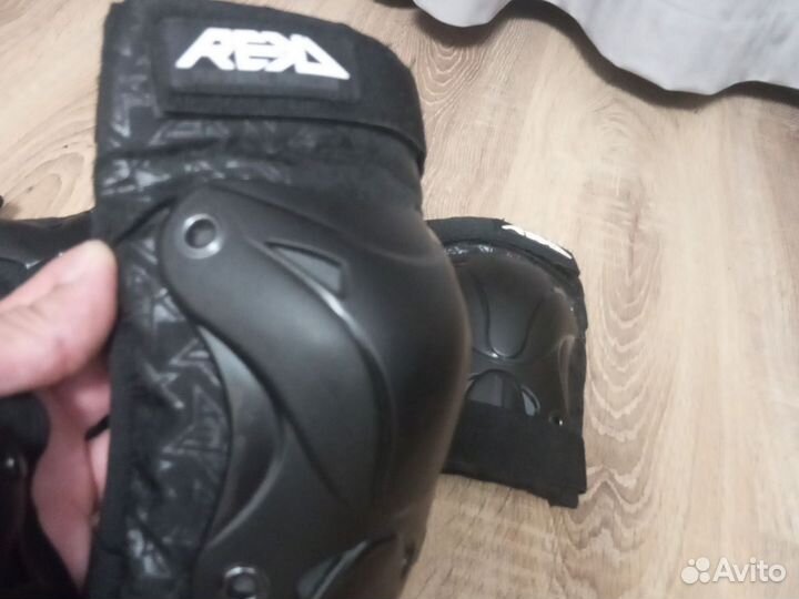 Защита коплект: наколенники, налокот., запястники