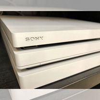 Sony playstation 4 pro 1tb white