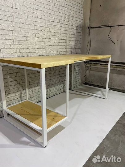 Стол компьютерный в стиле лофт