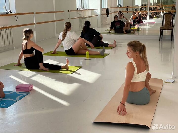 Йога в Ореховой роще с поющими чашами в 09:00