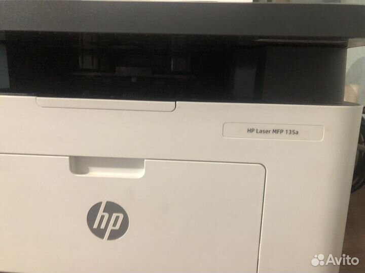 Продам принтер лазерный HP Laser MFP 135а series