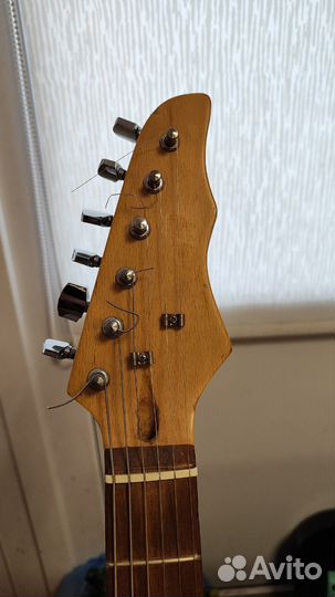 Электрогитара