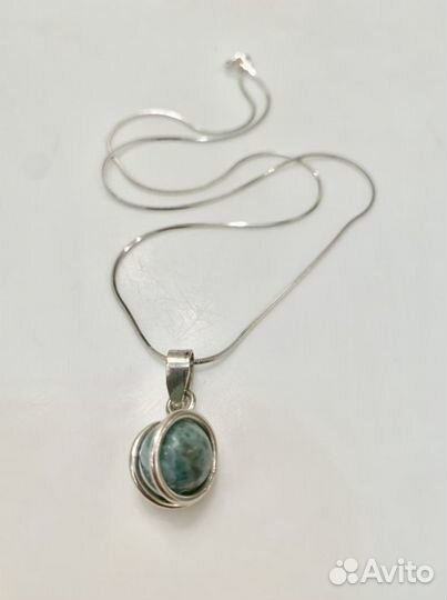 Серебряный кулон с вращающимся ларимаром