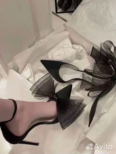Туфли черные с бантом