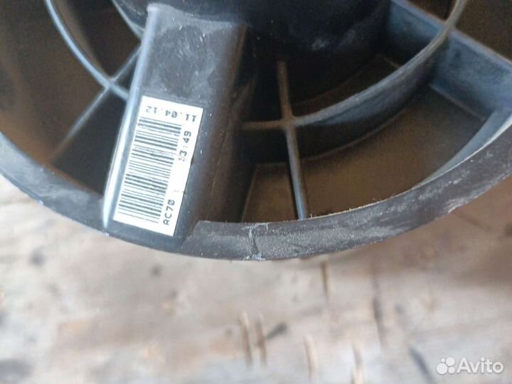 Вентилятор печки Ниссан Кашкай