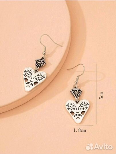 Серьги-подвески с сердечком