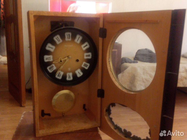 Часы янтарь с боем