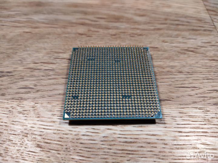 Процессор AMD Athlon II X2 215 AM3