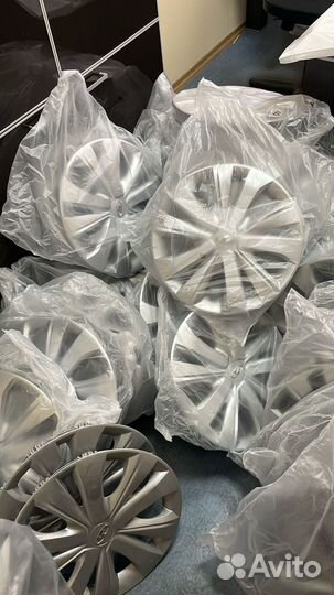 Оригенальные колпаки р15 веста ларгус