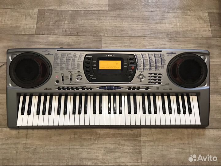 Синтезатор Casio