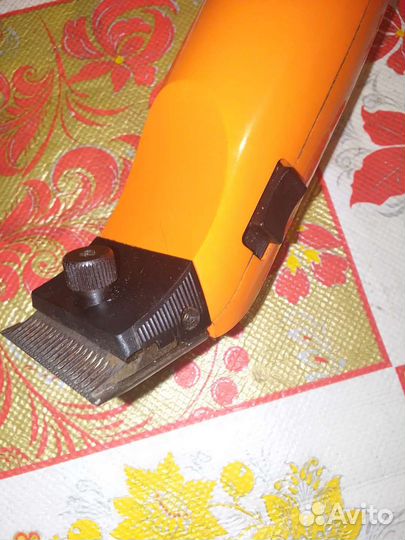 Машинка для стрижки волос