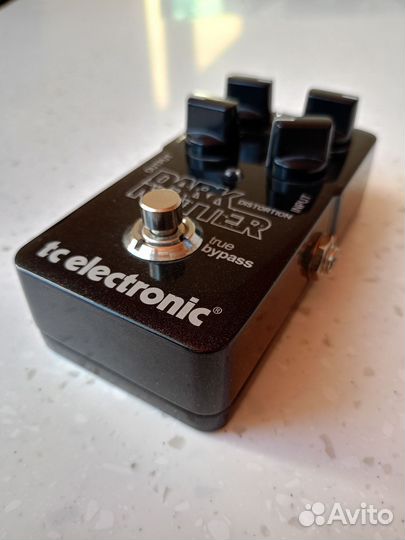 Гитарная педаль Dark Matter Distortion
