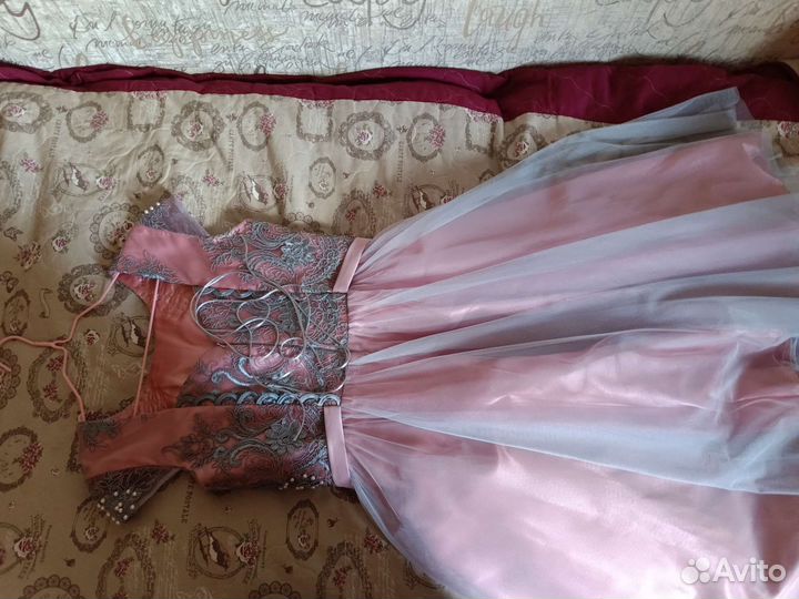 Платье и туфли