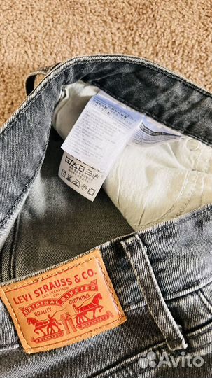 Джинсы фирменные женские Levis