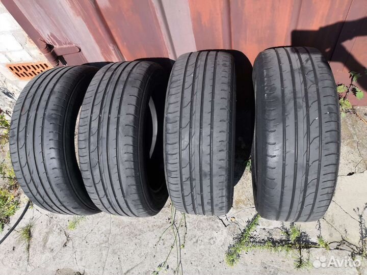 Continental ContiPremiumContact 2 215/55 R17