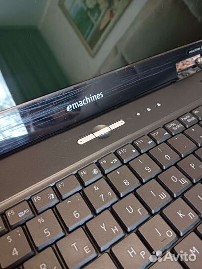 Ноутбук emachines
