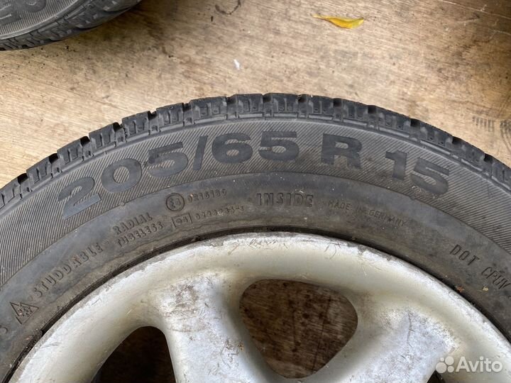 Литой диск R15