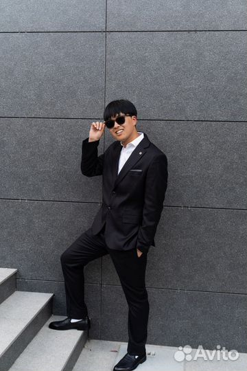 Прокат костюмов классических