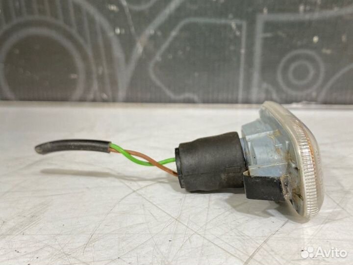 Повторитель в крыло Audi A6 C6 AUK 2006