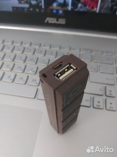 Power bank (переносная зарядка)