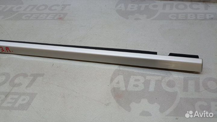 Накладка на порог (наружная) задняя правая Porsche