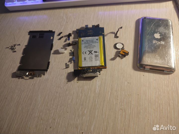 iPod touch 4 32gb запчасти