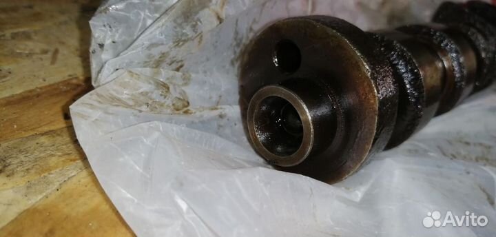 Распредвал впускной Toyota Carina E