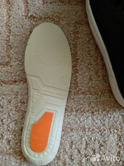 Ботинки для девочки 31(32)