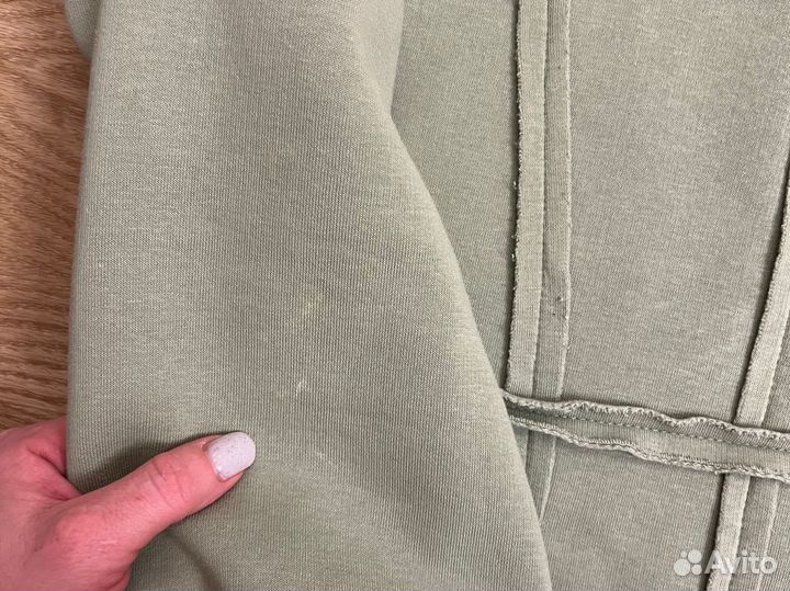 Свитер женский