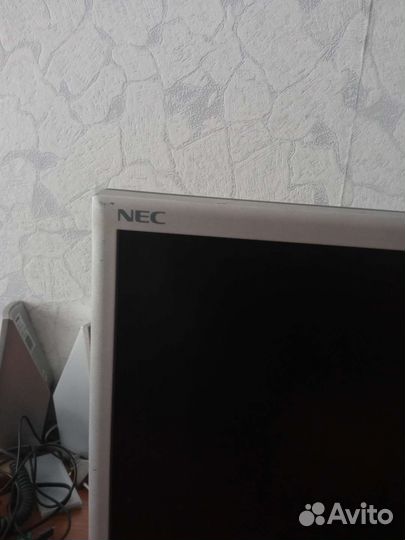 Монитор NEC 17 дюймов