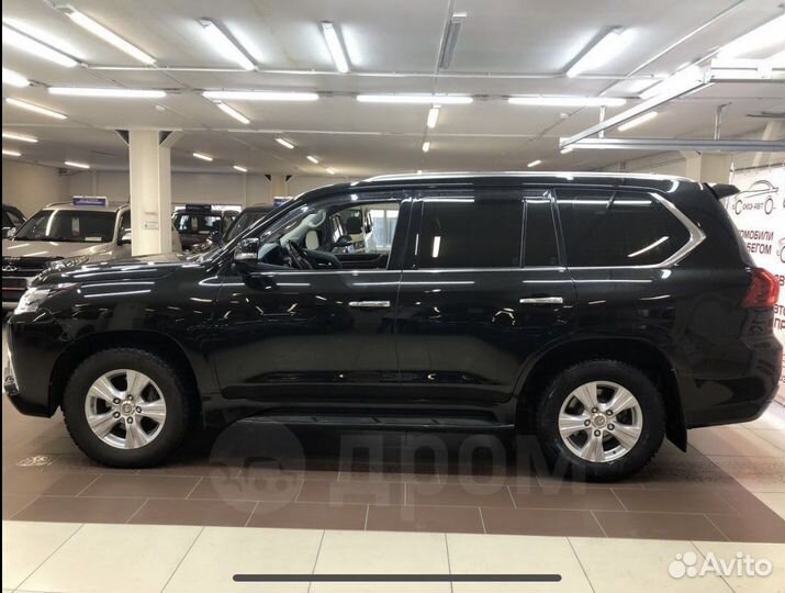 Lexus LX, 2015