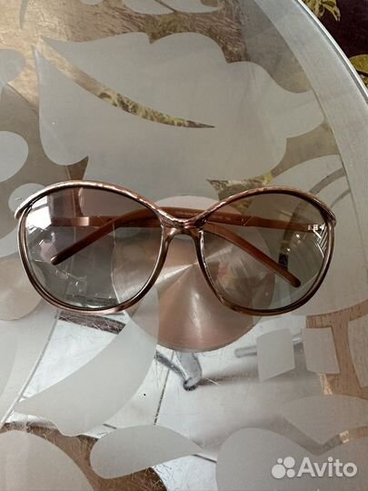 Солнцезащитные очки женские брендовые
