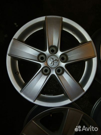 Литые диски Mitsubishi R16 5*114.3 оригинал