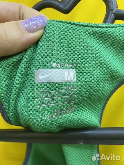 Спортивный топ nike