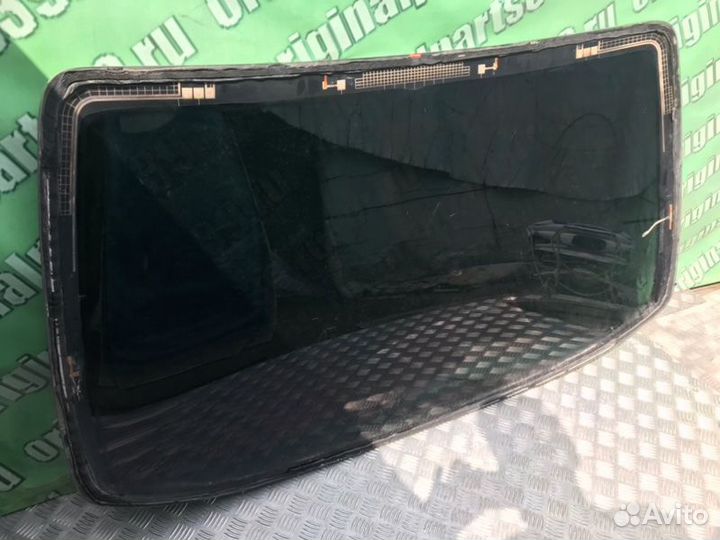 Стекло заднее Mercedes-Benz S-Class W220 M112.944