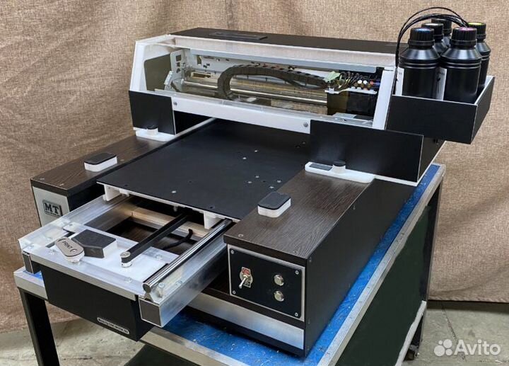 Планшетный уф принтер