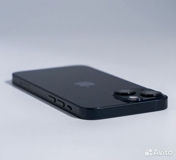 iPhone 13, 256 ГБ