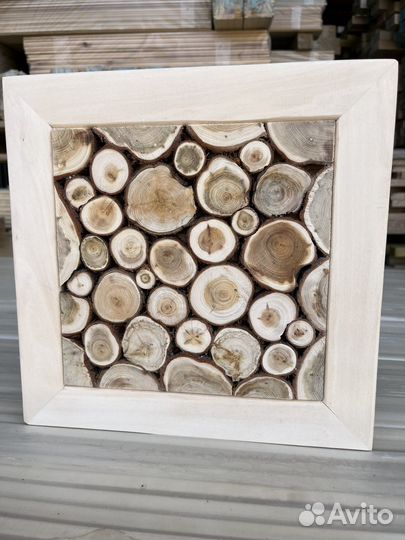 Панно из можжевельника