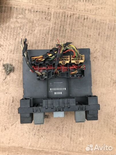 Блок управления бортовой сети Фольксваген пассат Б